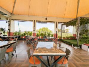 Solaris Hotel and Club