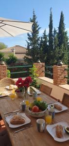 Villa Bonita La Cala 4BR Private Pool BBQ and Gym
