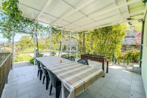 Gondomar Guimarães - Moradia V3 com piscina natural by House and People