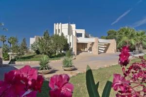 New! Villa Palau