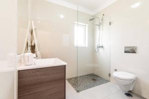 Villa Rocha by Villa Plus