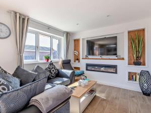 2 Bed in Axminster oc-89471