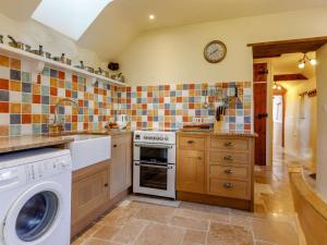 2 Bed in South Molton oc-86642