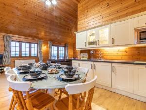 4 Bed in Bideford oc-00360