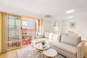 Stylish 2BR Apt Near Syd Uni