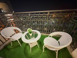 Sunshine Spot by Aashray Homestays