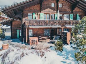 Surfers Sunset Spa with Jacuzzi & Panoramic Terrace