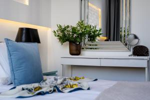 Kleparz Sky Apartment with Free Parking by BookingHost