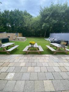 Theislandlife Vakantiehuis met privé jacuzzi en 3 B&B kamers