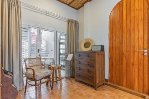 Spacious 2BR Colonial Thai Pool Villa in Rawai