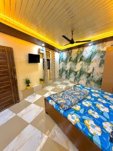 luxurious stay in janakpuri - your go to comfort place
