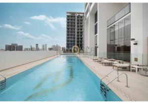 Spacious 1BR in JVC with Huge Balcony - Long & Short Stay