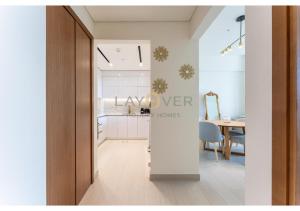 Spacious 1BR in JVC with Huge Balcony - Long & Short Stay