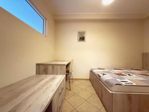 Azyl na Niskiej Piamola