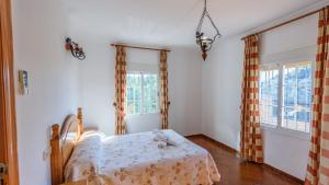 Villa El Terral Riogordo by Ruralidays