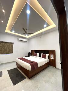 Hotel Girraj Stay Inn