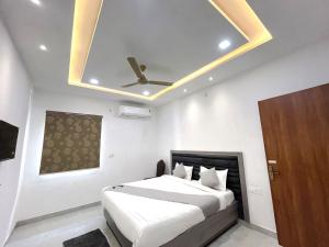 Hotel Girraj Stay Inn