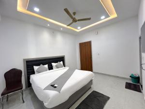 Hotel Girraj Stay Inn
