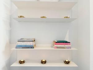Elegant Designer Studio in the Heart of CityLife