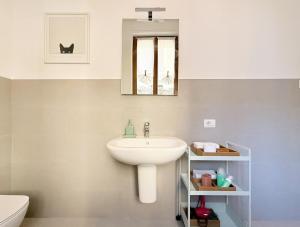 Elegant Designer Studio in the Heart of CityLife