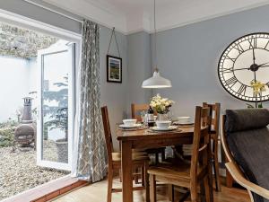 2 Bed in Newton Abbot oc-primc