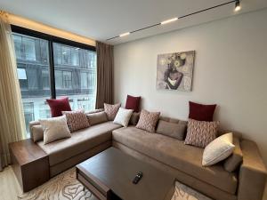 Peaceful, Luxurious, and Elegant Haven Terrace & Parking
