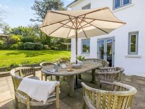 3 Bed in Kingsbridge oc-court
