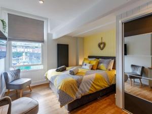 1 Bed in Brixham oc-83823