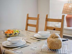 1 Bed in Dorchester oc-manje