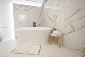 Vaulted Luxury Retreat