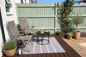 The Dunbar Retreat - Modern Southsea Stay with Parking