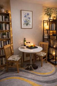 The Dunbar Retreat - Modern Southsea Stay with Parking