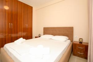 Velaris Apartments