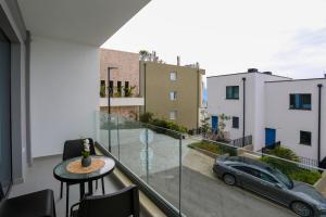 Velaris Apartments