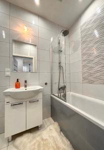 Wilanów Royal Residence Two Room Apartment