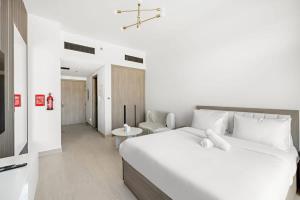 Chic Studio in new residence with pool sauna gym