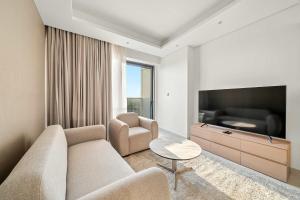 Modern 1BR in Brand-New Cloud Tower in JVT