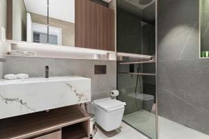 Bright studio in Arjan with pool gym and parking