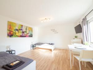 Monteurwohnung-fuer-7-Personen-1-OG-7-Betten-in-Schwarzenbek-SKGE0903