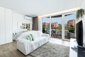 Golden Coast Residence