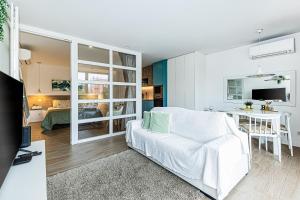 Golden Coast Residence