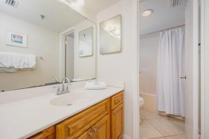 Phoenix III 3014 condo