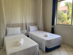 Royal Palms Apartments Unit 4A - Spacious 2-Bedroom Apartment
