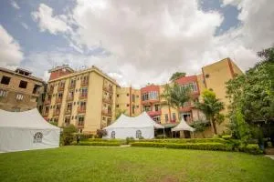 Grand Global Hotel - Kyebando