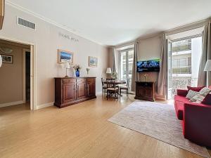 Sea View 2BR 2BA - 4 min Palais - Ideal Cannes Film Festival Stay