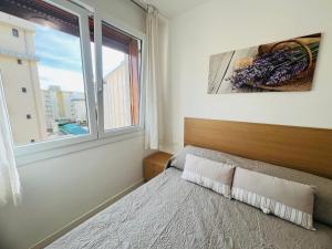 Bright apartment 150m from the beach
