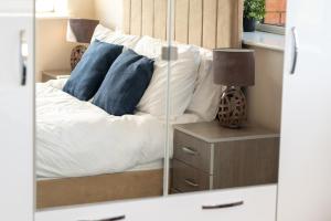 Top Floor Apartment, MediaCity, Free Parking