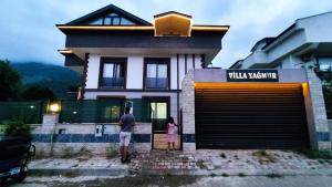 canyon villa