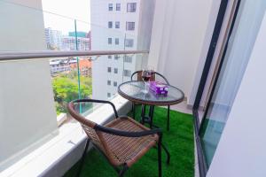 Luxury one Bedroom with heated pool,24 hrs security near Yaya Centre Kilimani