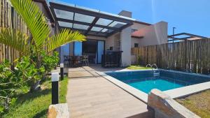House in Aretê with pool